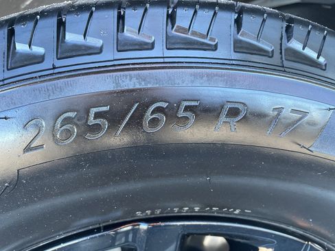 New 2026 Nissan Frontier SV image 25