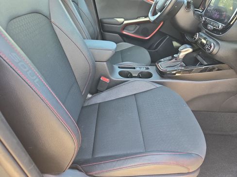 Used 2025 Kia Soul GT-Line w/ GT-Line Technology Package FWD image 21