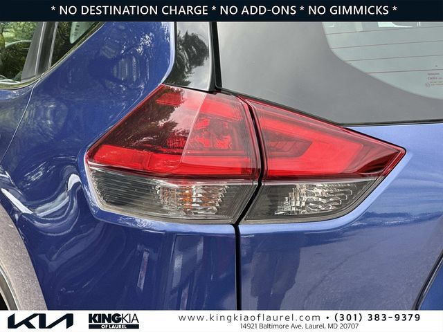 Used 2018 Nissan Rogue S FWD image 29