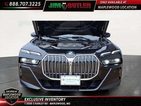 Used 2025 BMW 740i xDrive AWD/4WD image 26