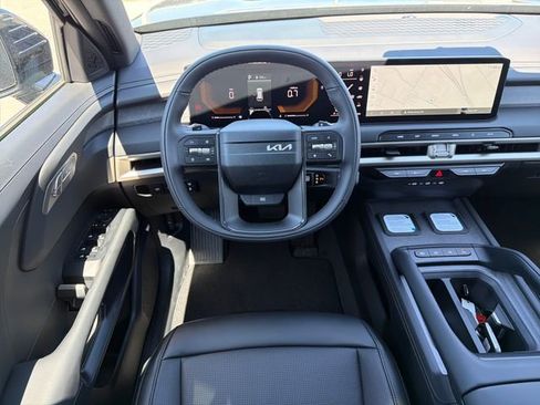 New 2027 Kia Telluride S w/ Towing Package image 13