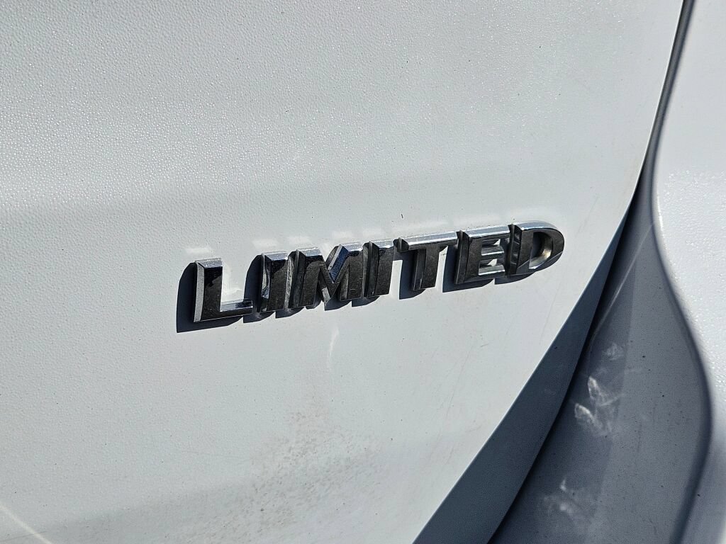 Used 2015 Jeep Grand Cherokee Limited w/ Luxury Group II AWD/4WD image 10