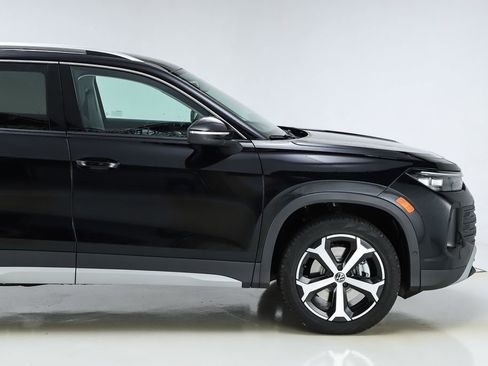 New 2026 Volkswagen Tiguan SE image 12