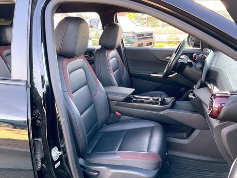 Used 2025 Chevrolet Equinox RS w/ LPO, Floor Liner Package image 7