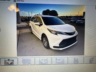 Used 2025 Toyota Sienna LE FWD video 2