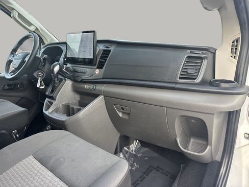 Used 2022 Ford Transit 350 XLT image 11