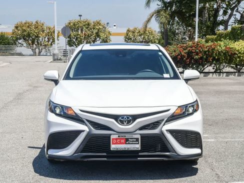 Used 2024 Toyota Camry SE FWD image 2