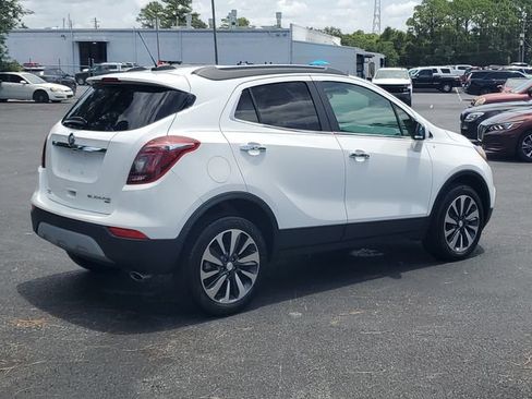 Certified 2021 Buick Encore Preferred w/ Safety Package II AWD/4WD image 6