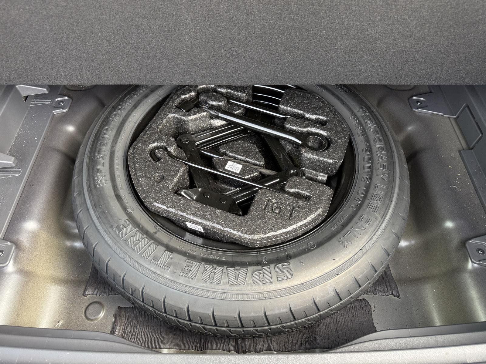 Used 2025 Hyundai Kona SEL AWD/4WD image 18