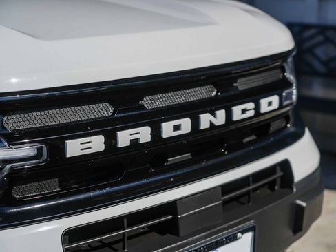 Used 2023 Ford Bronco Sport Outer Banks w/ Tech Package image 3