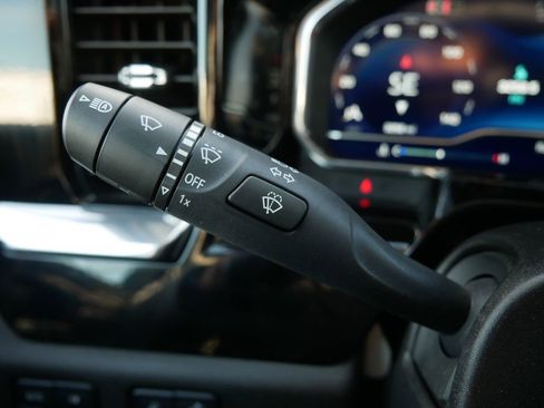 Used 2025 Chevrolet Silverado 3500 LTZ w/ LTZ Plus Package image 28