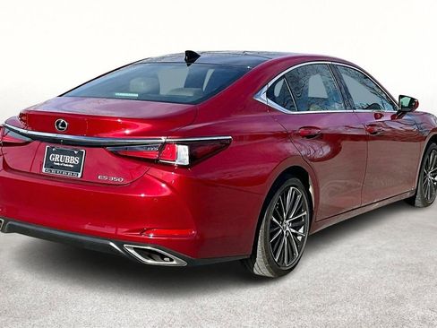 Used 2023 Lexus ES 350 w/ Premium Package image 2