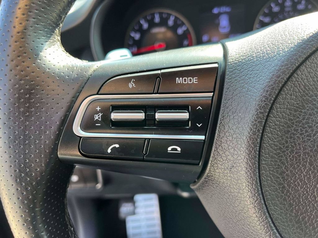Used 2020 Kia Stinger GT-Line AWD/4WD image 17