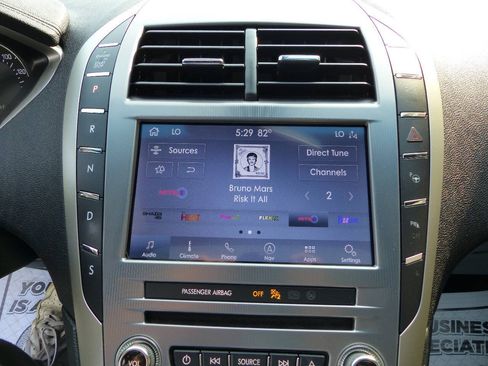 Used 2020 Lincoln MKZ Reserve w/ Monochromatic Package AWD/4WD image 32