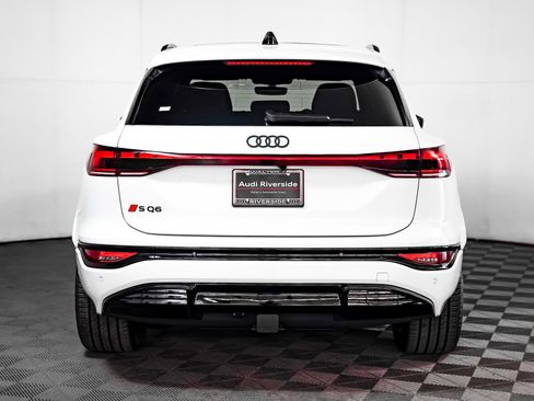 New 2025 Audi SQ6 e-tron Premium Plus image 13
