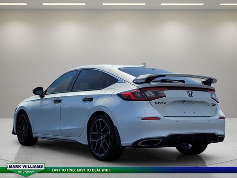 Used 2022 Honda Civic Sport Touring image 6
