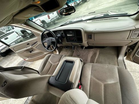 Used 2005 GMC Sierra 1500 SLE w/ Off-Road Package image 46