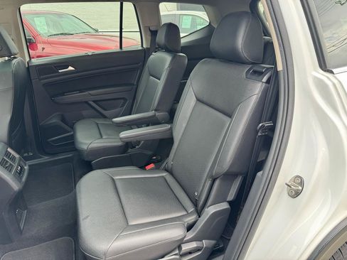 Used 2020 Volkswagen Atlas SE w/ Panoramic Sunroof Package FWD image 15