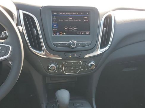 Certified 2024 Chevrolet Equinox LT AWD/4WD image 15