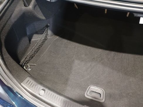 Used 2017 Mercedes-Benz E 300 4MATIC image 51