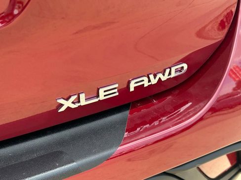 New 2026 Toyota Highlander XLE AWD/4WD image 14