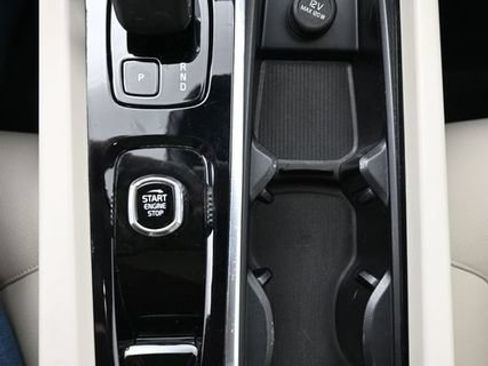 Used 2023 Volvo XC60 B5 Plus w/ Protection Package AWD/4WD image 11