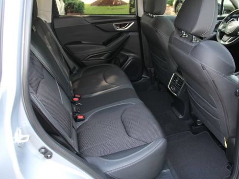 Certified 2024 Subaru Forester Premium AWD/4WD image 38