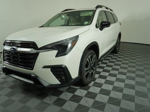 New 2026 Subaru Ascent Limited image 3