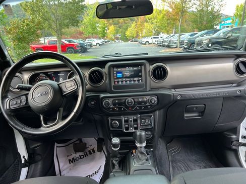 Used 2020 Jeep Wrangler Unlimited Sport image 14