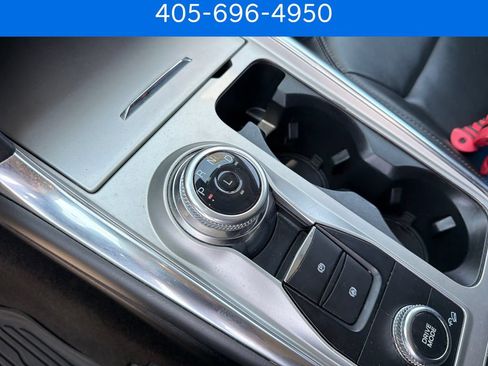Used 2022 Ford Explorer XLT w/ Equipment Group 202A AWD/4WD image 31