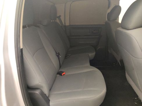 Used 2017 RAM 1500 Express AWD/4WD image 19