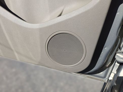 Used 2016 Ford Transit Connect XLT image 23