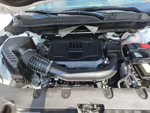 Used 2025 Chevrolet Blazer LT FWD image 23