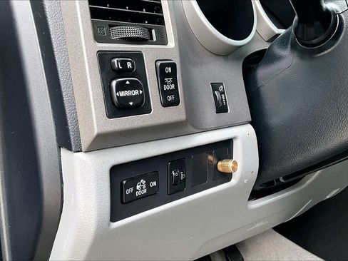 Used 2011 Toyota Tundra 2WD CrewMax w/ Tow Pkg image 29