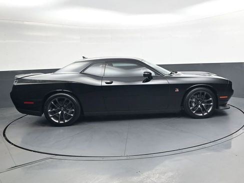 Used 2021 Dodge Challenger R/T Scat Pack image 3