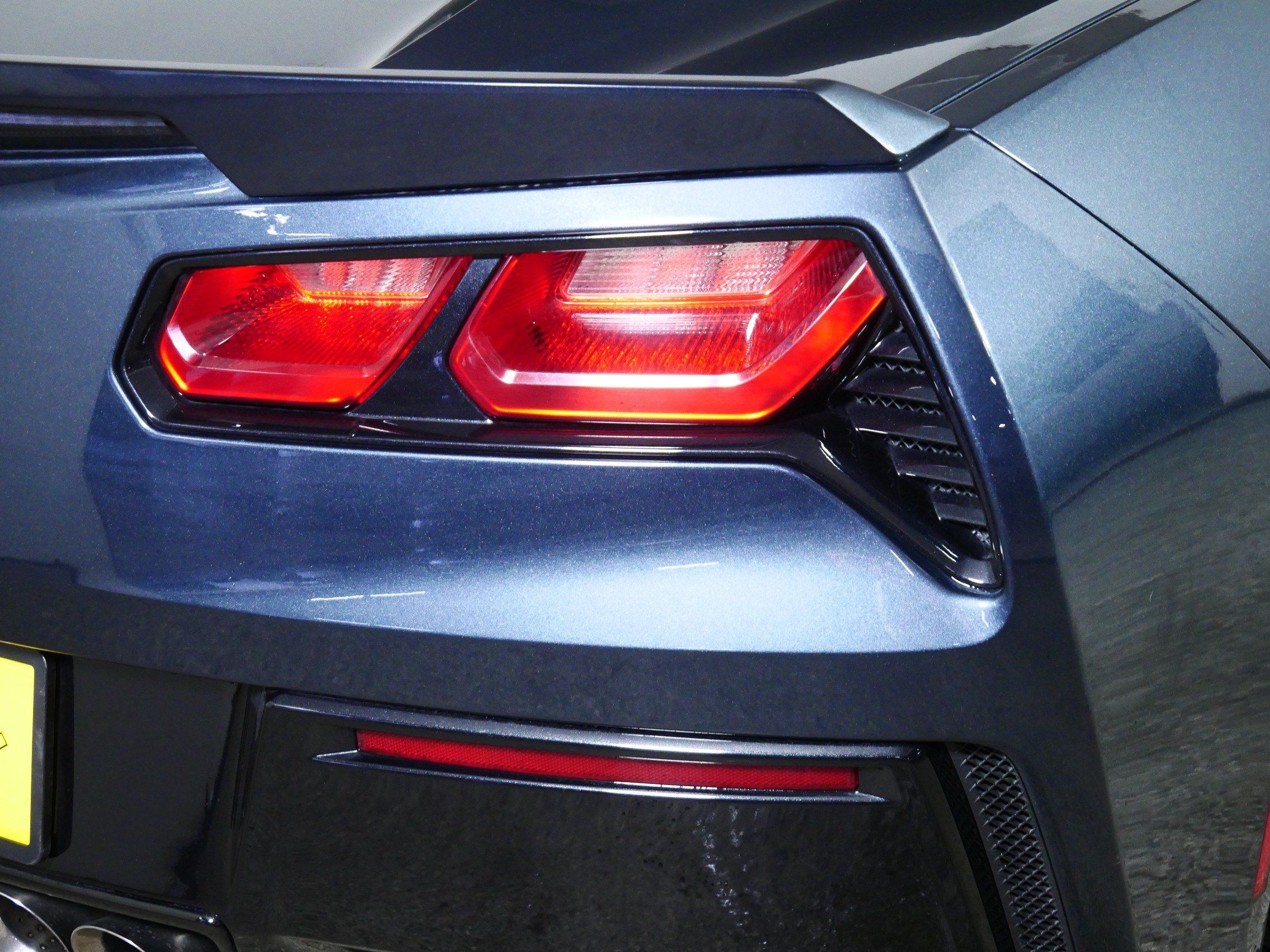 Used 2019 Chevrolet Corvette Stingray Coupe RWD image 17