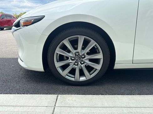 Used 2023 MAZDA MAZDA3 s FWD image 8