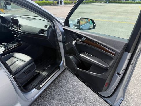 Used 2019 Audi Q5 2.0T Premium Plus AWD/4WD image 19