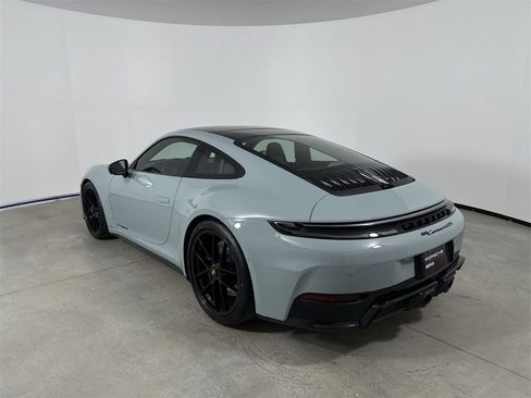 New 2026 Porsche 911 Carrera 4 GTS image 3
