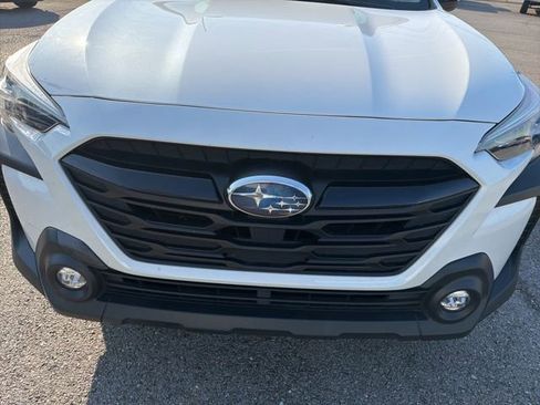Used 2023 Subaru Outback Onyx Edition AWD/4WD image 37