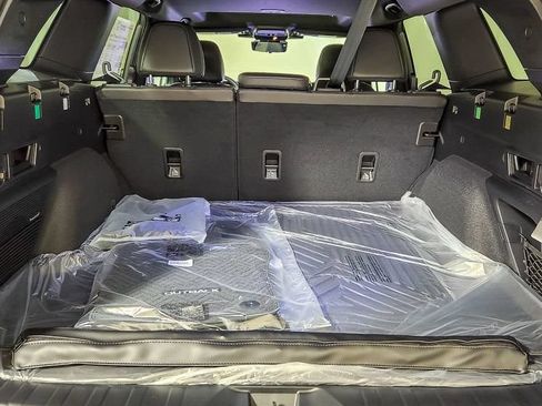 Certified 2026 Subaru Outback Touring XT AWD/4WD image 17