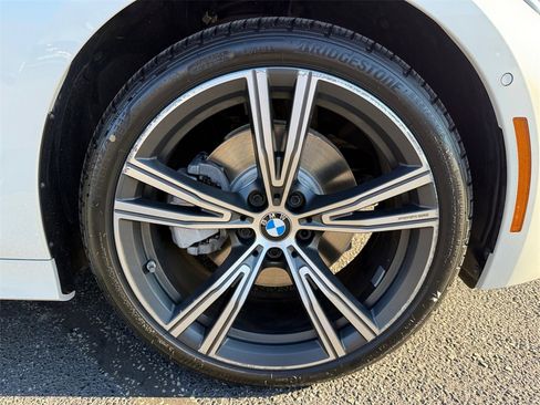 Used 2020 BMW 330i xDrive Sedan w/ Premium Package image 18