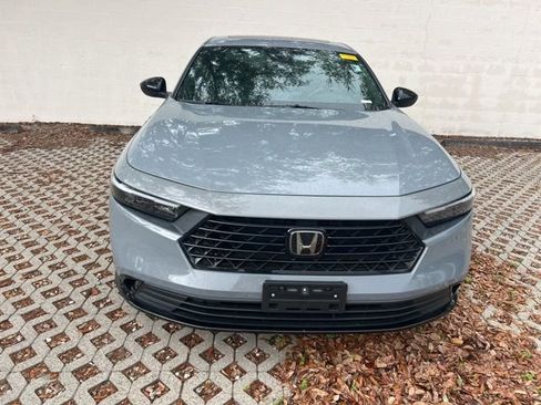 Used 2023 Honda Accord Sport image 2