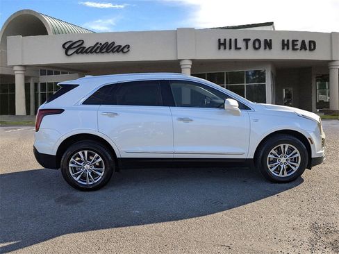 Certified 2022 Cadillac XT5 Premium Luxury image 7