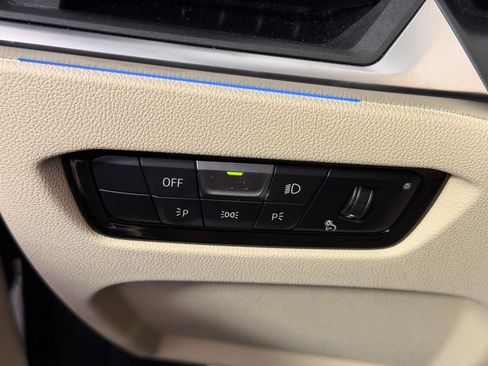 Certified 2023 BMW i4 M50 w/ Premium Package image 17