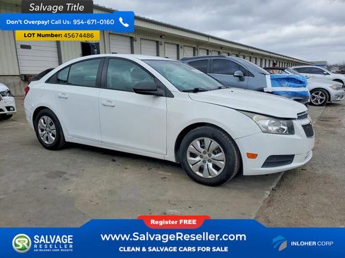 Used 2013 Chevrolet Cruze LS image 5