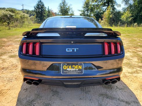 Used 2017 Ford Mustang GT Premium w/ Equipment Group 401A image 8