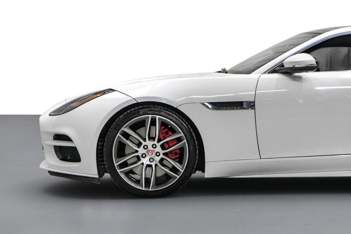 Used 2019 Jaguar F-TYPE R AWD/4WD image 10