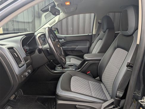 Used 2018 Chevrolet Colorado Z71 image 10