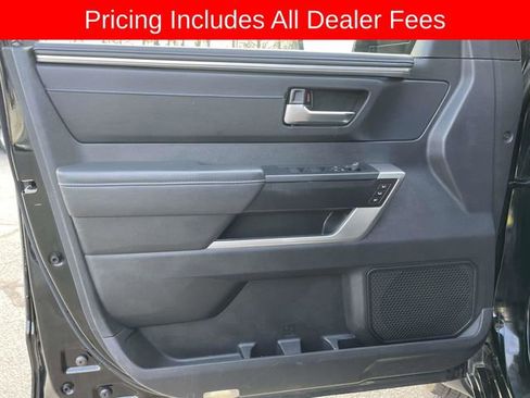 Used 2024 Toyota Tundra Platinum AWD/4WD image 17